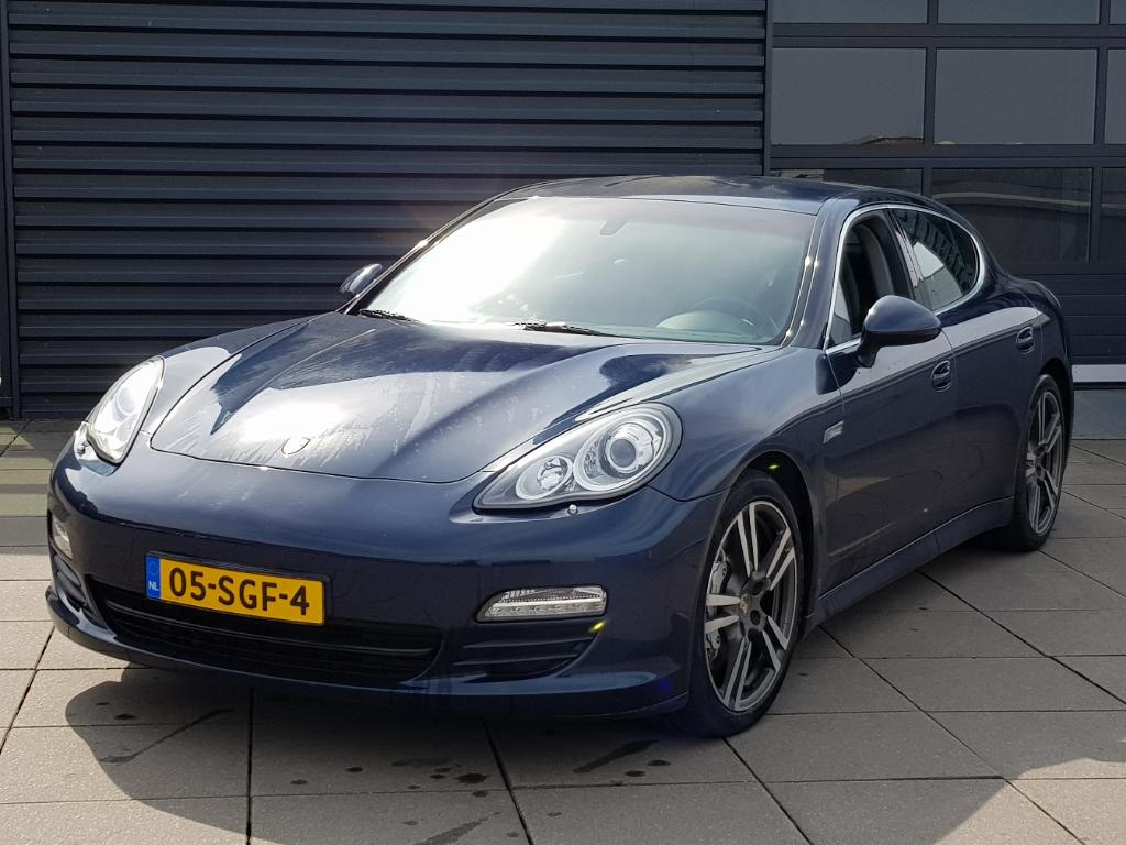 Porsche PANAMERA 3.0 S Hybrid
