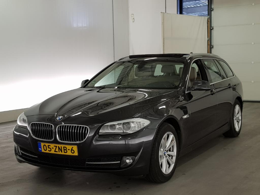 BMW 5-SERIE TOURING 520i High Executive