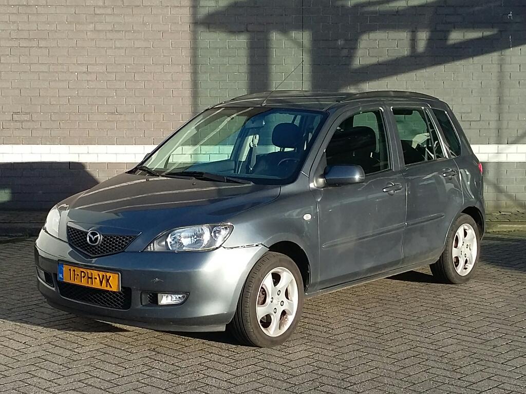 Mazda 2 1.4 Touring