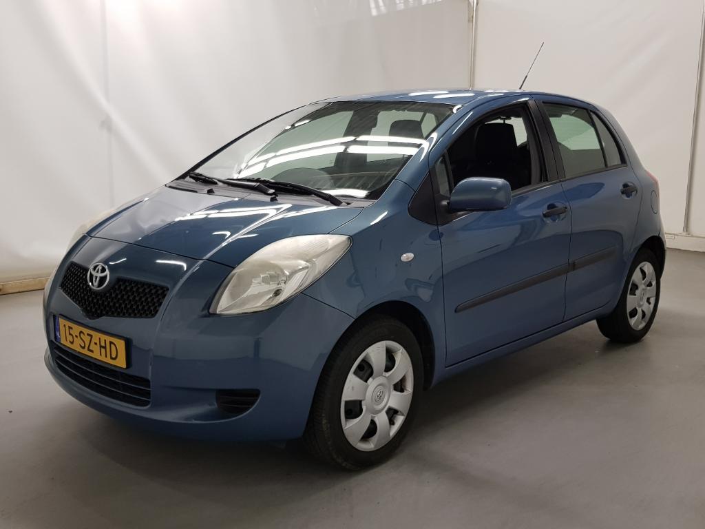 Toyota YARIS 1.3 VVTi Terra