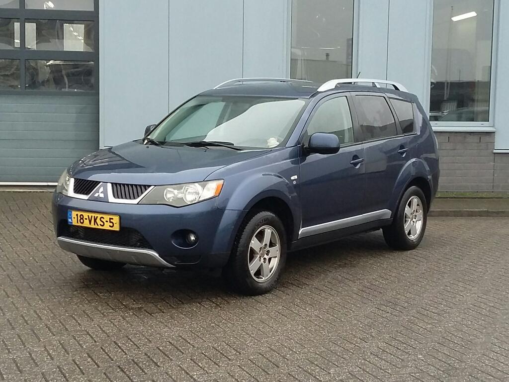 Mitsubishi OUTLANDER 2.0 DI-D Intense 4wd