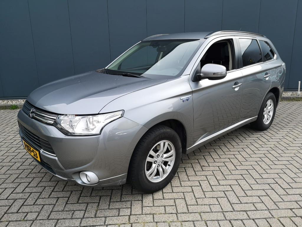 Mitsubishi OUTLANDER 2.0 PHEV Business Ed