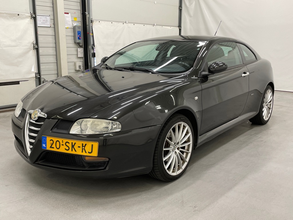 Alfa Romeo GT 2.0 JTS Distinctive
