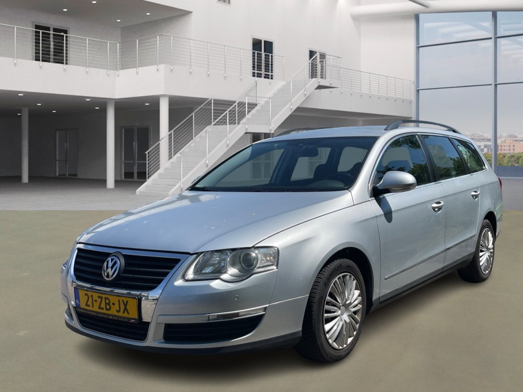 Volkswagen PASSAT VARIANT 2.0 FSI Comfortline Business