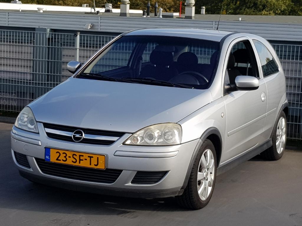 Opel CORSA 1.2-16V Silverline