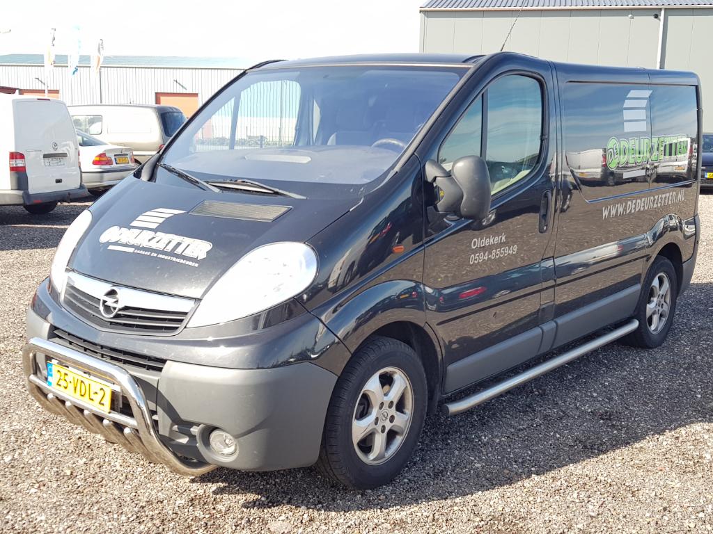 Opel VIVARO 2.5 CDTI L1H1