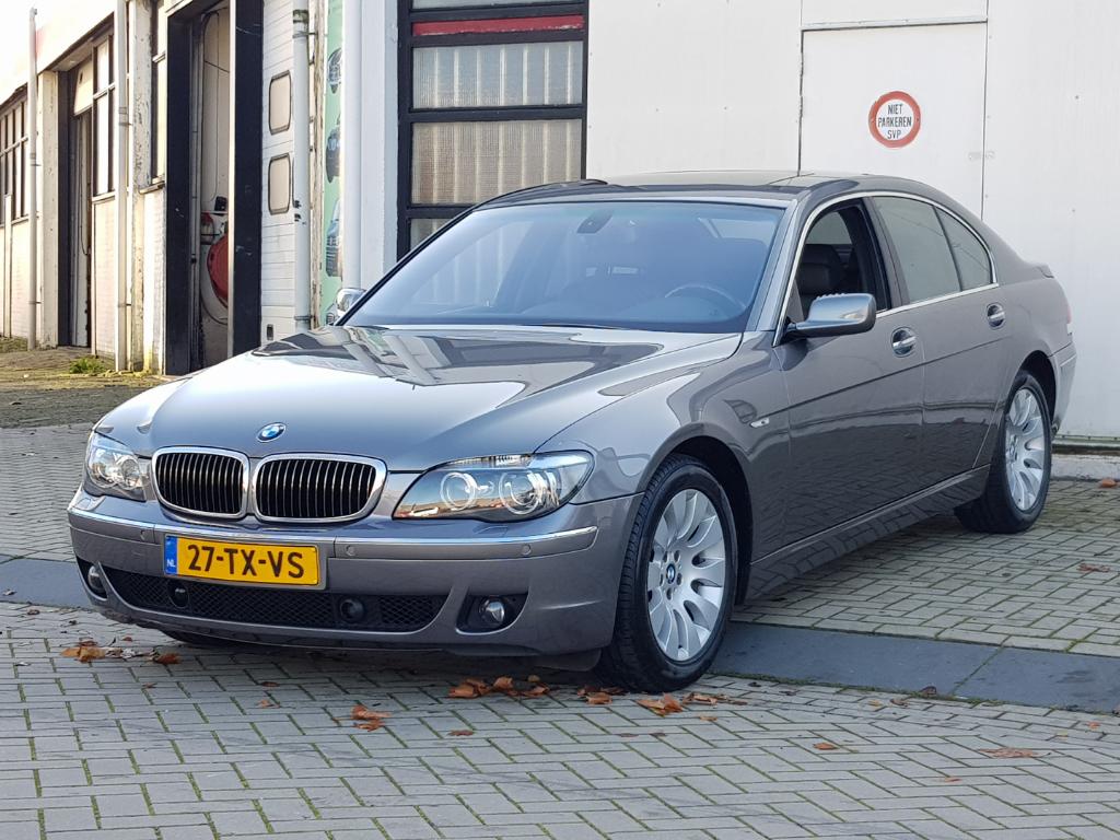 BMW 7-SERIE 760i