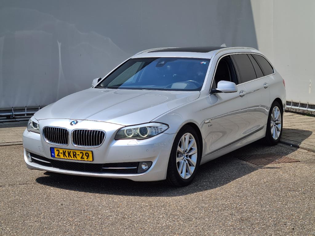 BMW 5-SERIE TOURING 530xd High Executive