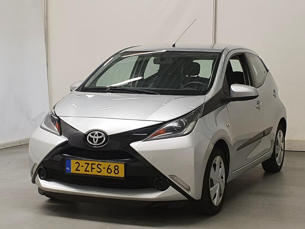 Toyota AYGO 1.0 VVT-i x-play
