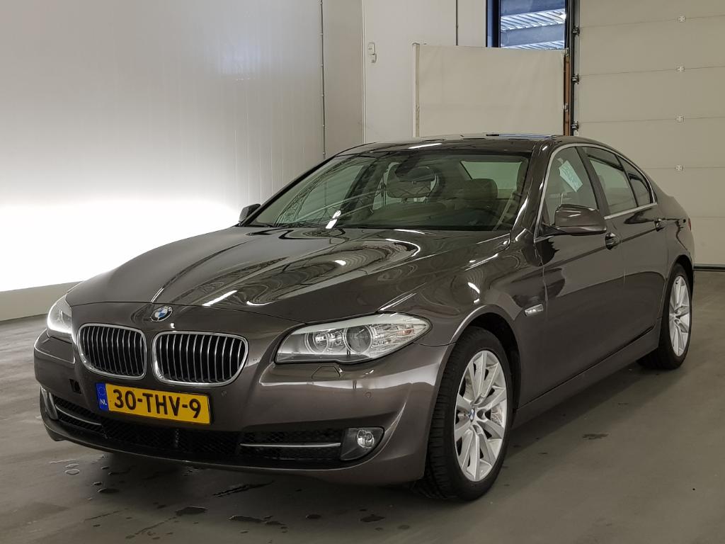 BMW 5-SERIE 520i High Executive