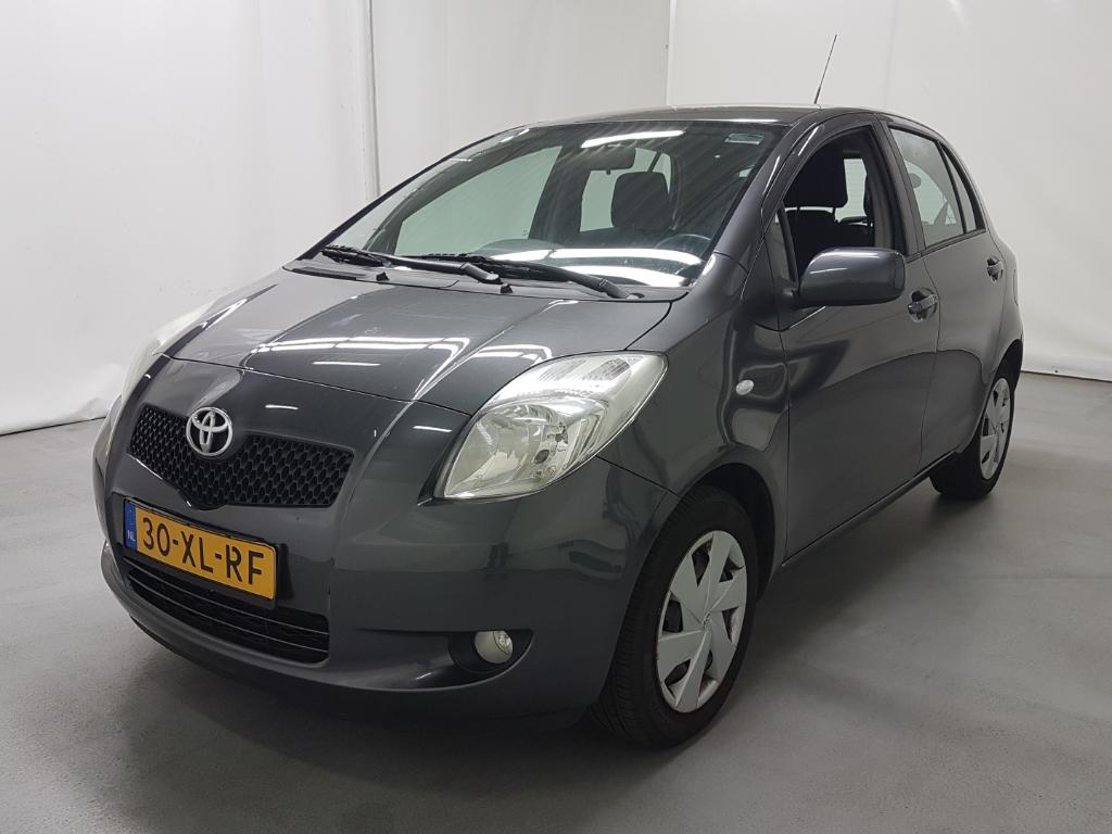 Toyota YARIS 1.3 VVTi Sol