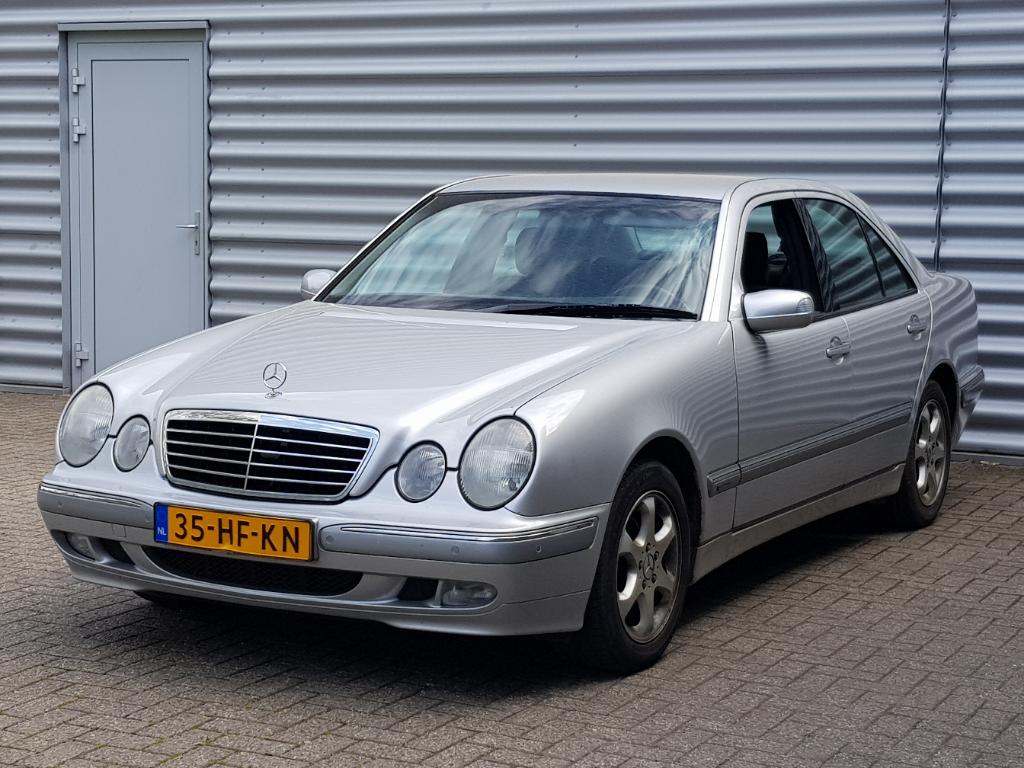 Mercedes-Benz E-KLASSE 220 CDI Classic