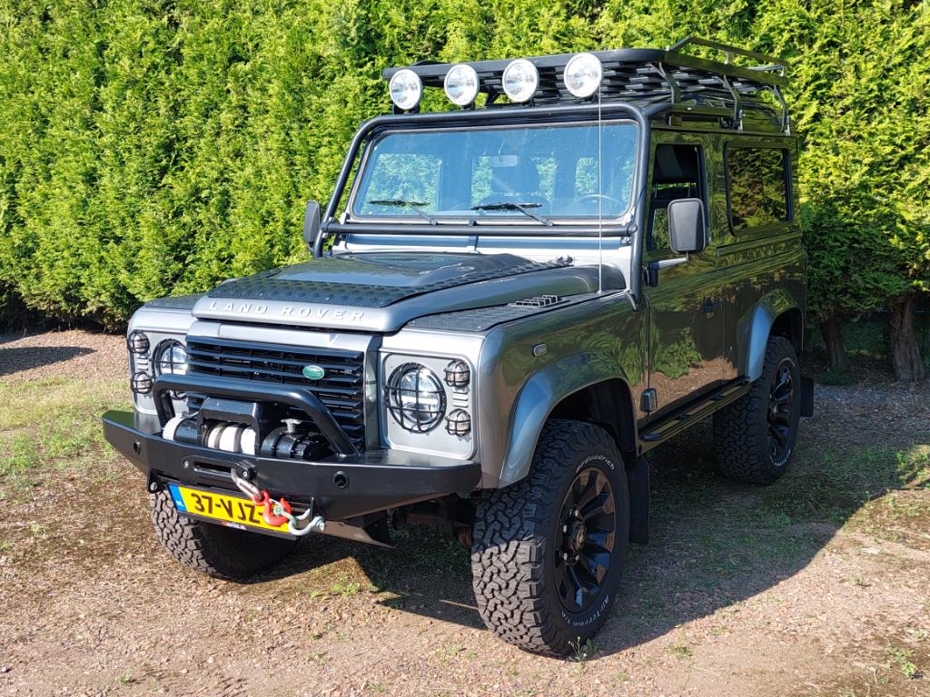 Land Rover DEFENDER 2.4 TD HT 90" XTech