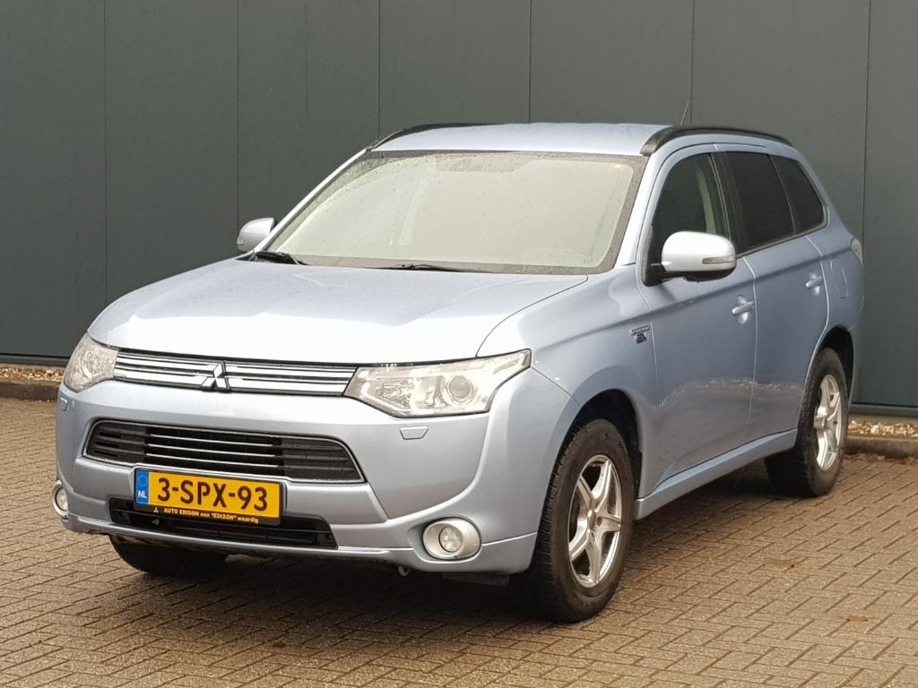 Mitsubishi OUTLANDER 2.0 PHEV Intense +