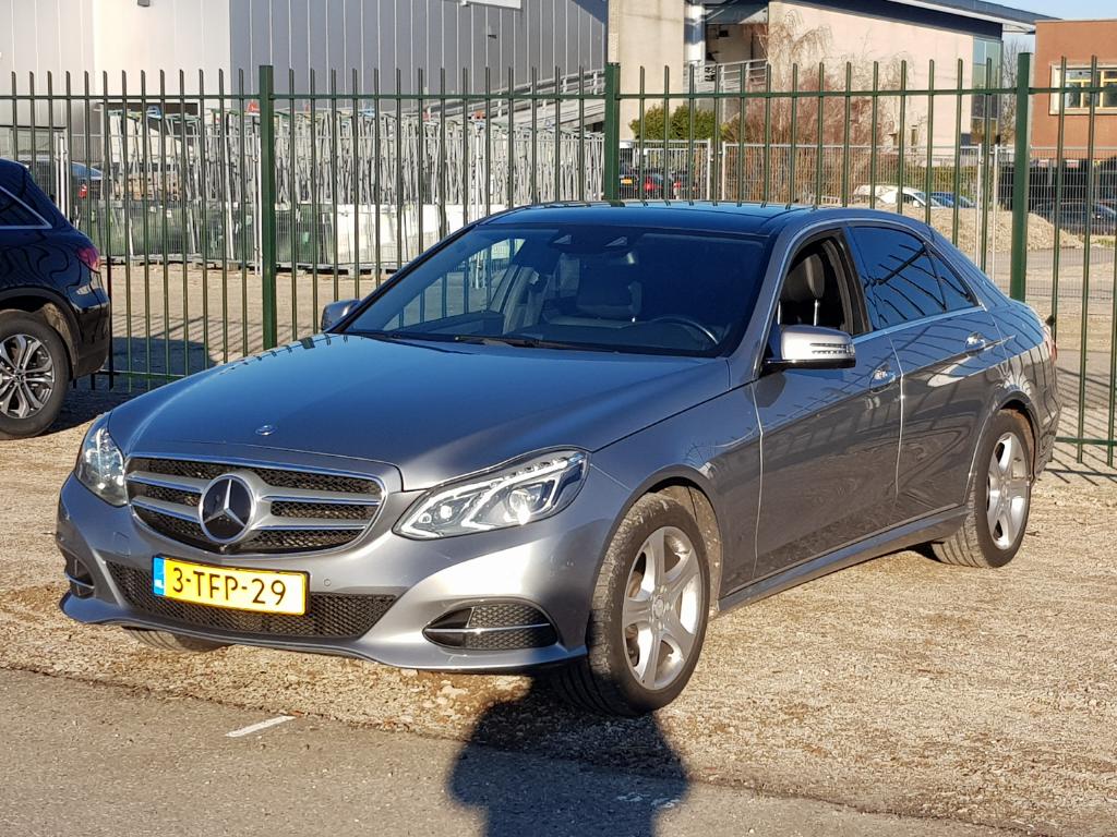 Mercedes-Benz E-KLASSE 350 BT. Pres. Avant.