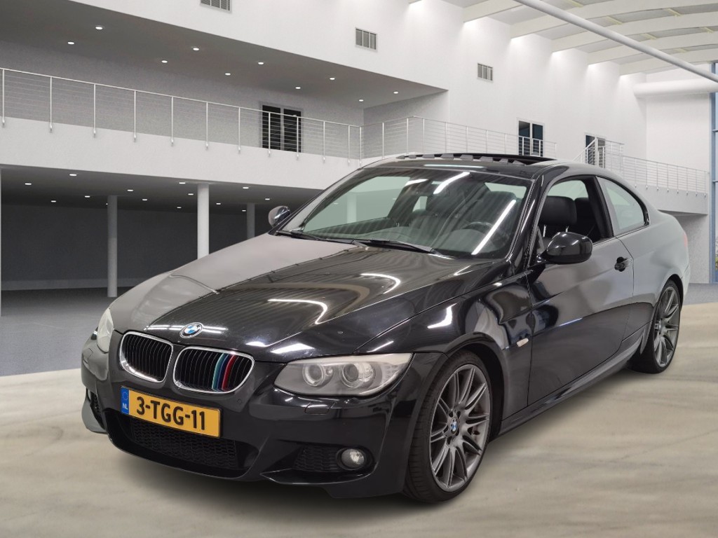 BMW 3-SERIE COUPE 320d Bns Line M-Sportpakket