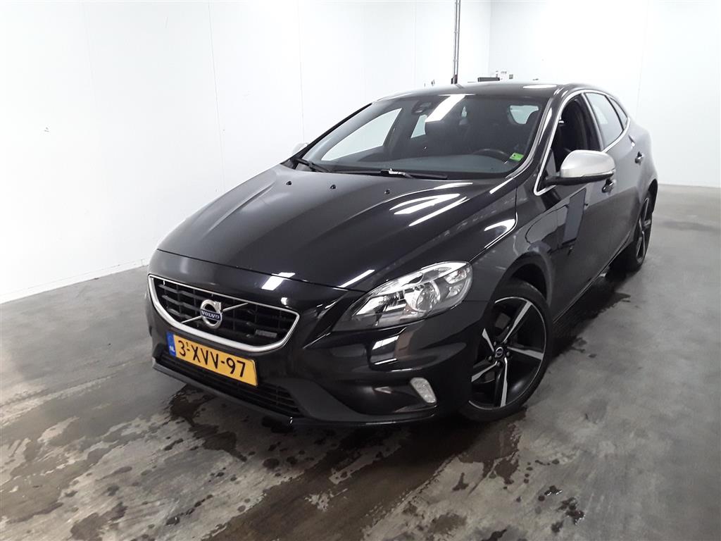 Volvo V40 2.0 D4 R-Design Bns