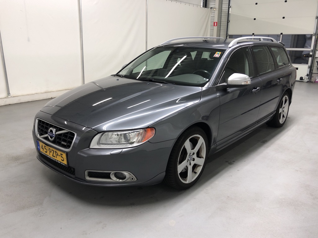 Volvo V70 2.0T R-Edition