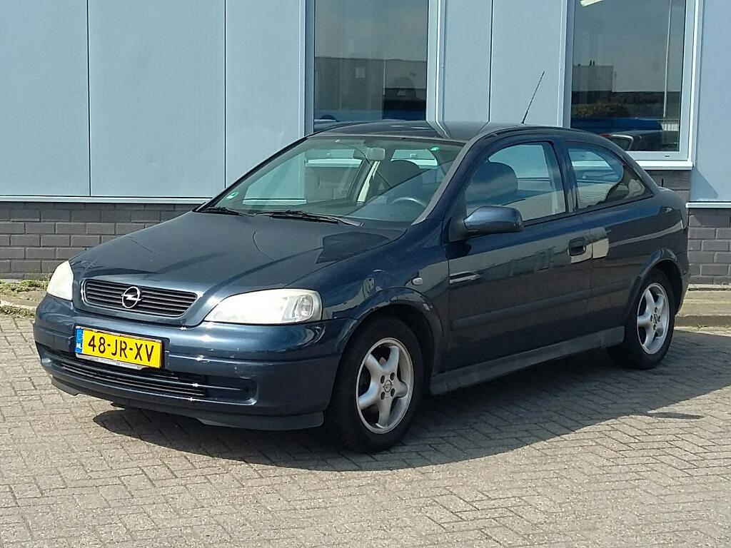 Opel ASTRA 1.6-16V GL