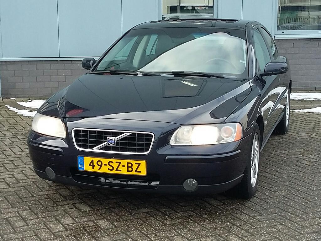 Volvo S60 2.4 Edition II