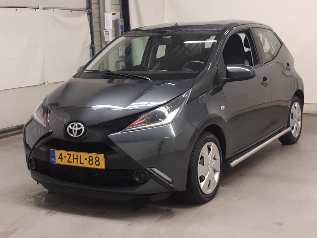 Toyota AYGO 1.0 VVT-i x-play