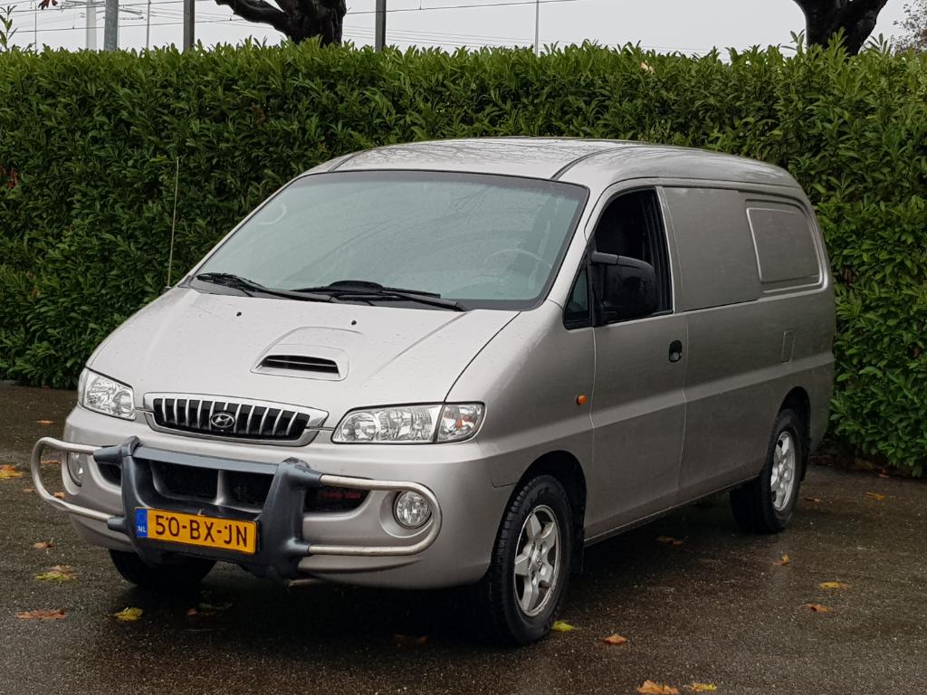Hyundai H 200 2.5 CRDi Lux.lang