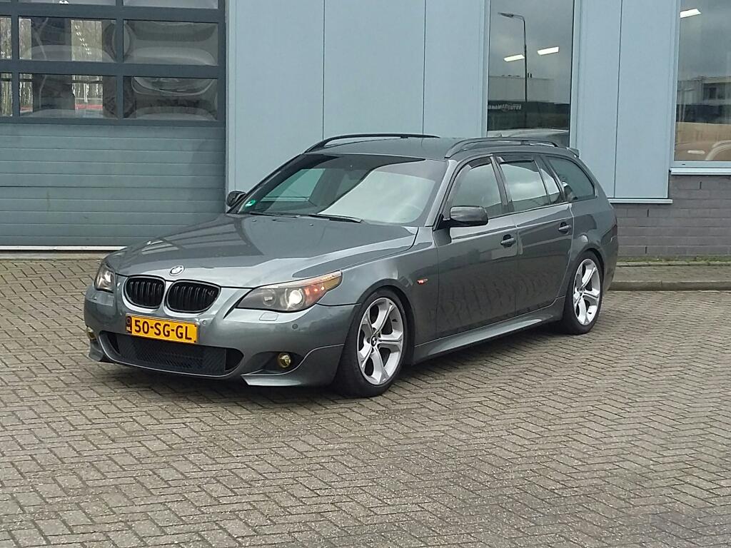 BMW 5-SERIE TOURING 525i High Executive