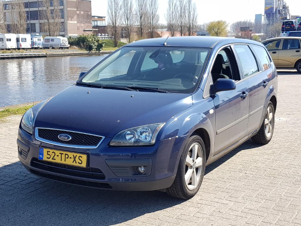 Ford FOCUS WAGON 1.6-16V Futura
