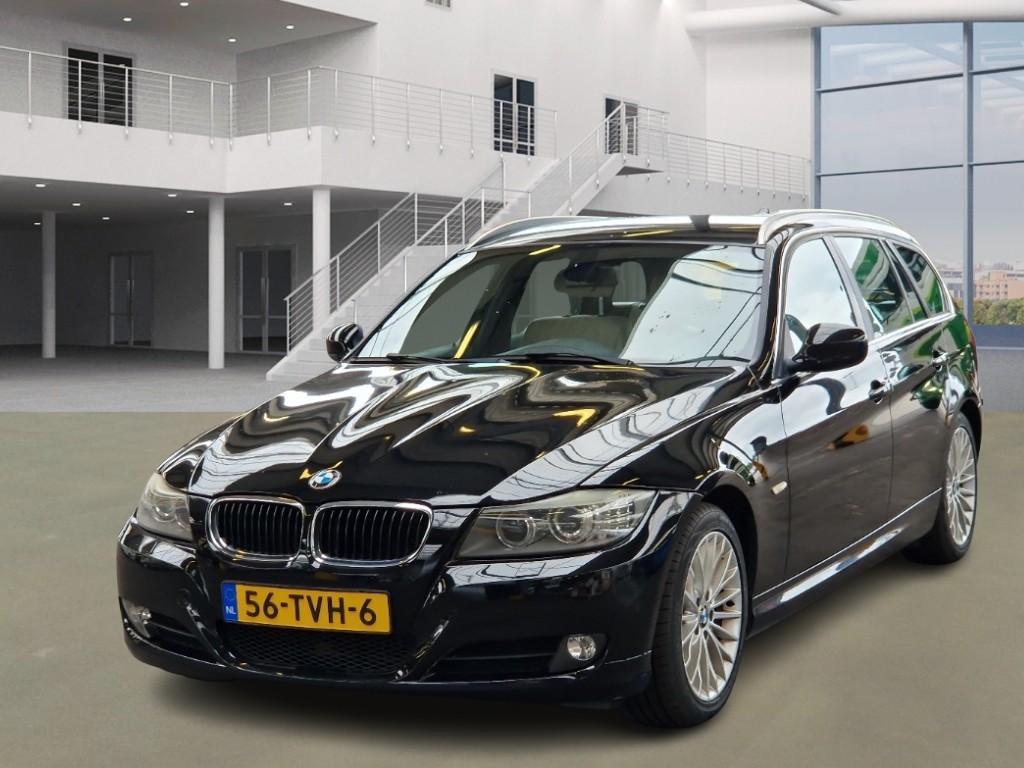 BMW 3-SERIE TOURING 318i Corporate Lease Luxury Line