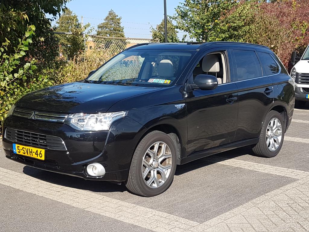 Mitsubishi OUTLANDER 2.0 PHEV Instyle