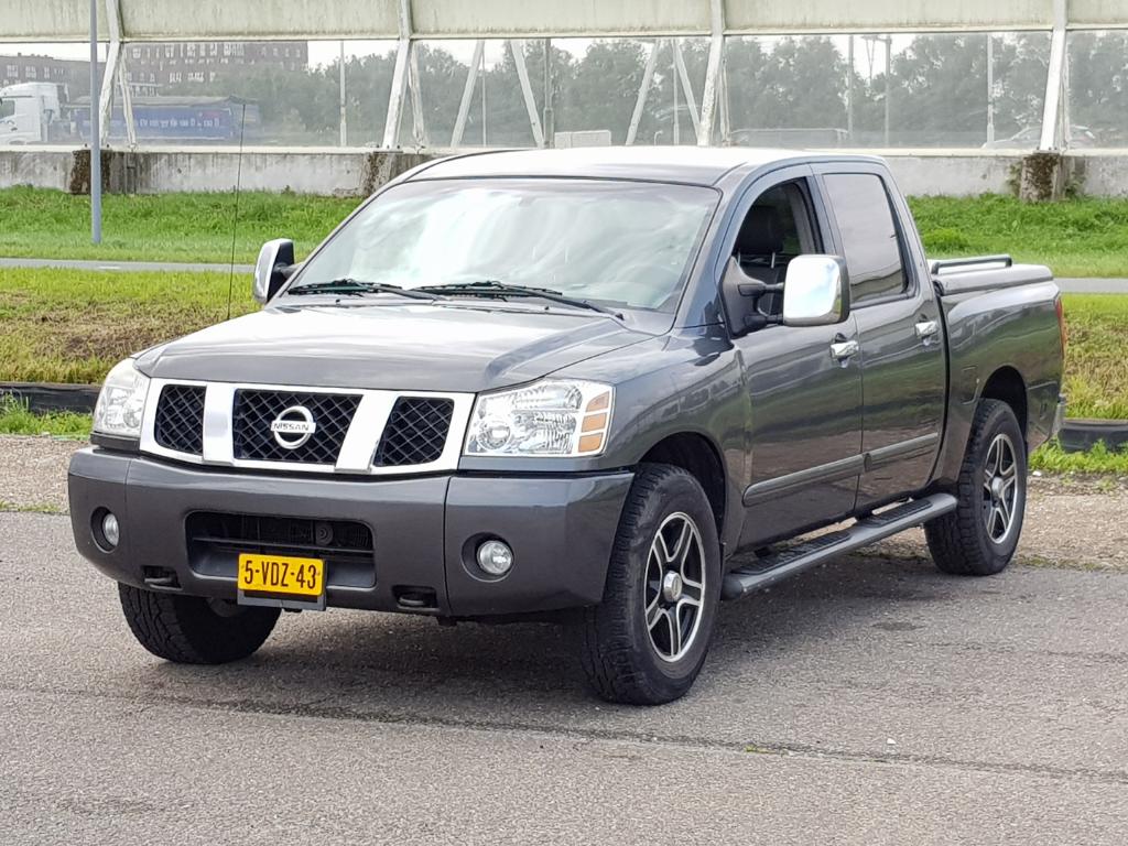 Nissan TITAN Ttian