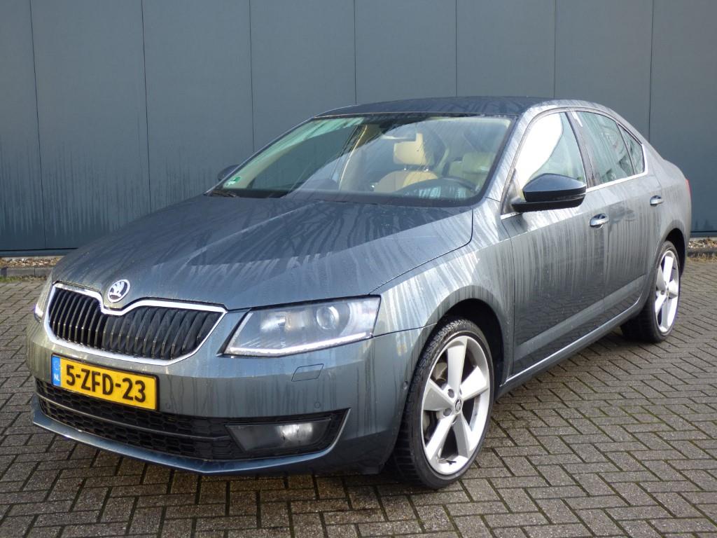 Skoda OCTAVIA 1.4 TSI Grt Eleg Bns