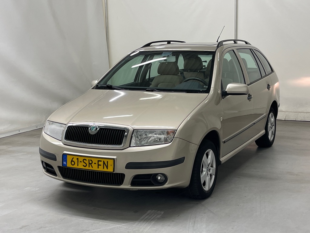 Skoda FABIA COMBI 1.4-16V Elegance