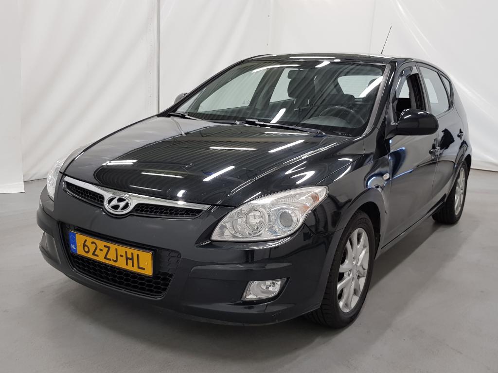 Hyundai i30 1.6i Dynamic