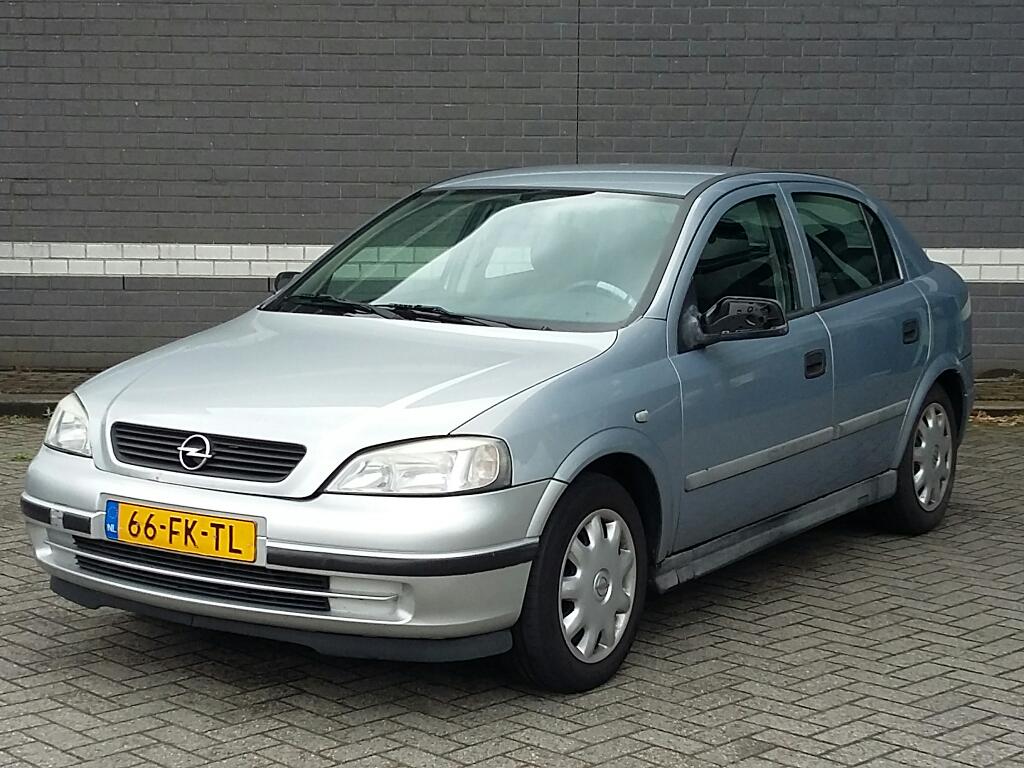 Opel ASTRA 1.6 Pearl