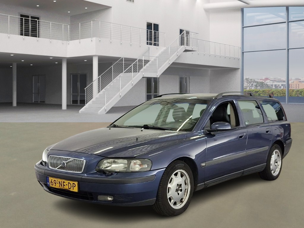 Volvo V70  2.4 Comfort Line