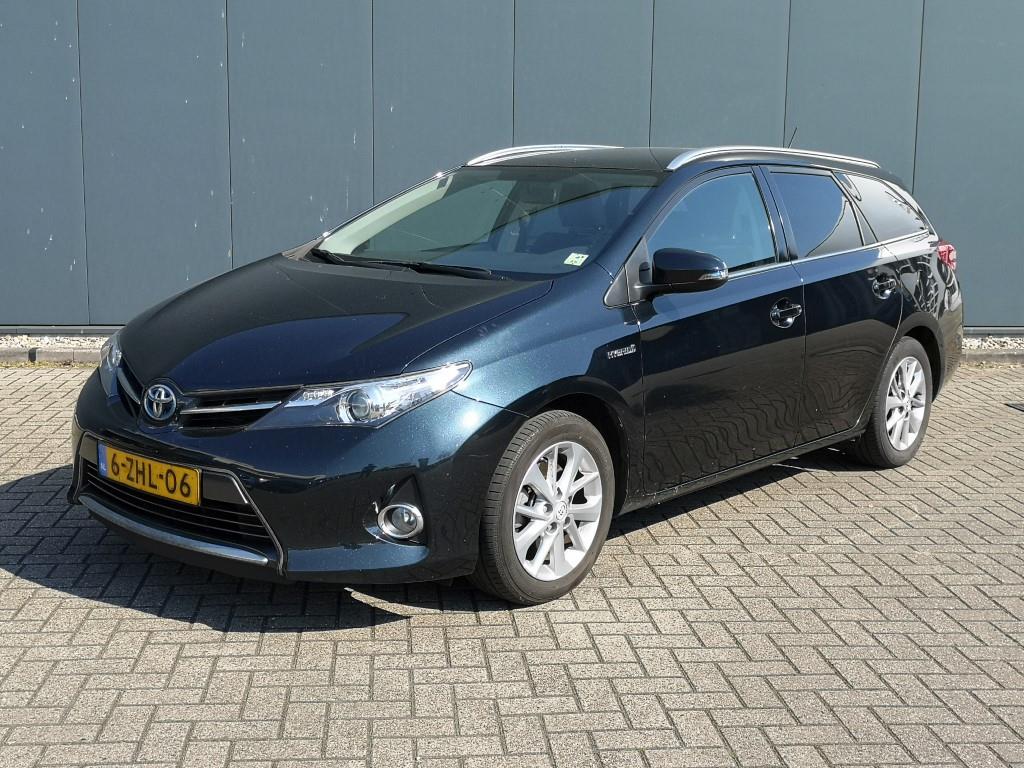 Toyota AURIS TOURING SPORTS 1.8 Hybr. Lease
