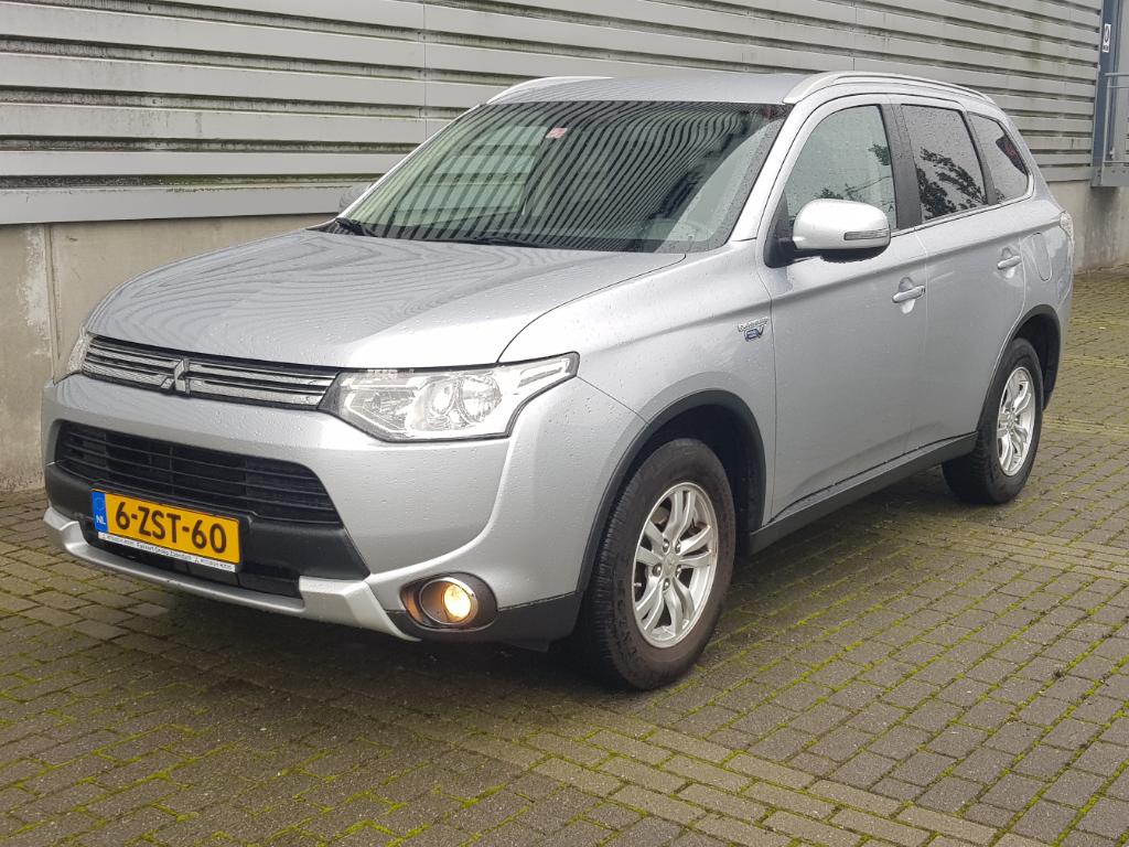 Mitsubishi OUTLANDER 2.0 PHEV BE X-Line