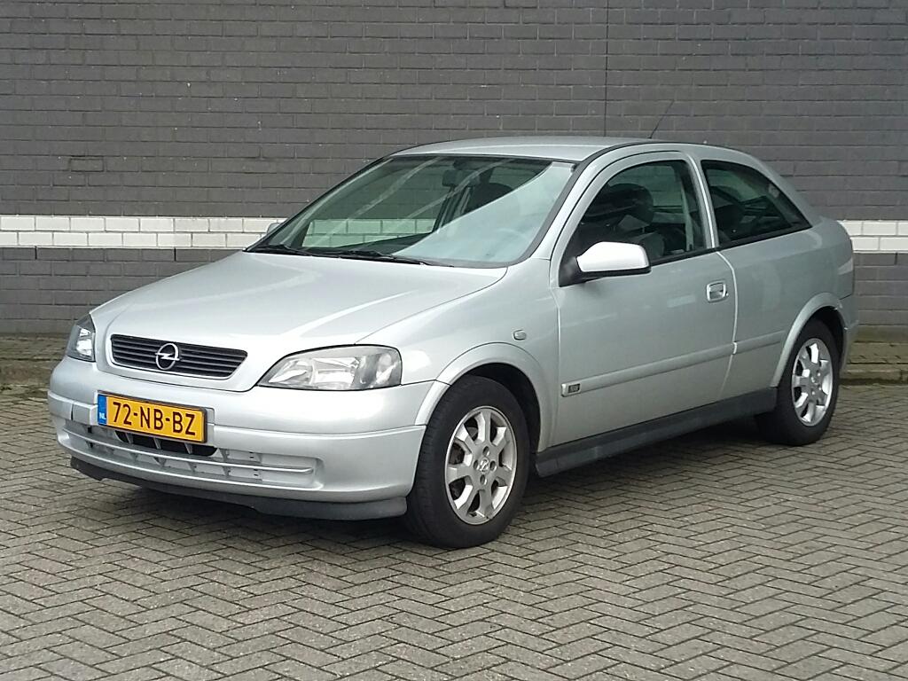 Opel ASTRA 1.6 Njoy