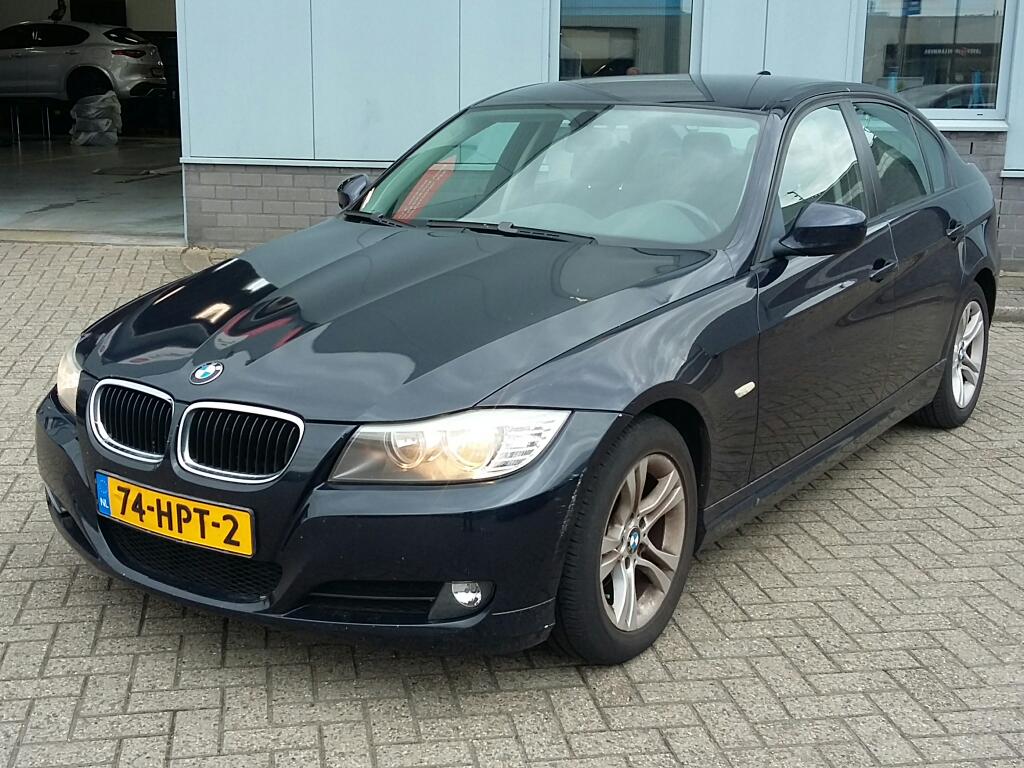 BMW 3-SERIE 318i Business Line