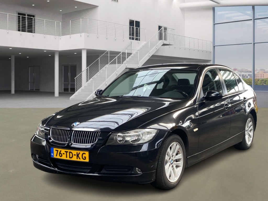 BMW 3-SERIE  318i High Executive