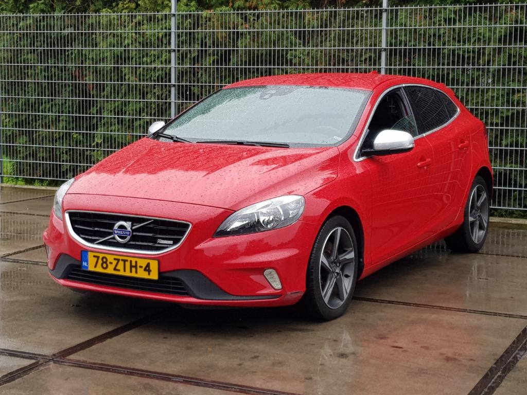 Volvo V40 1.6 T4 R-Design