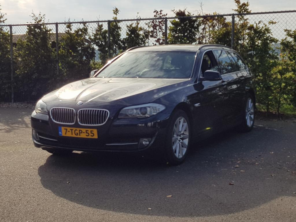 BMW 5-SERIE TOURING 525d Executive