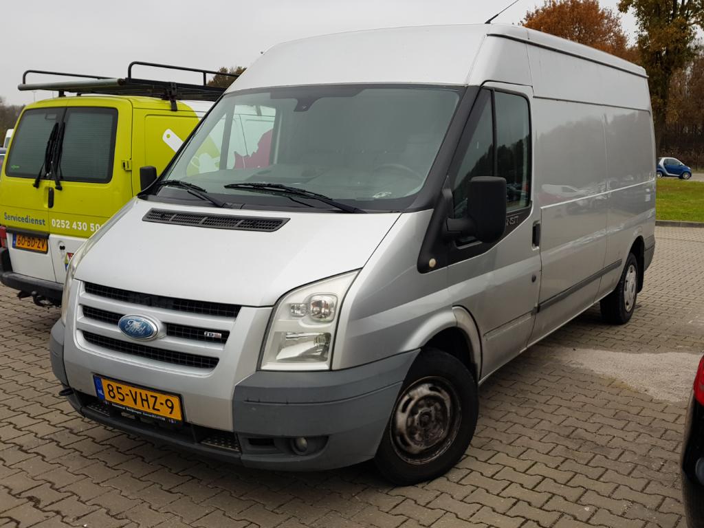 Ford TRANSIT 300L 2.2 TDCI SHD