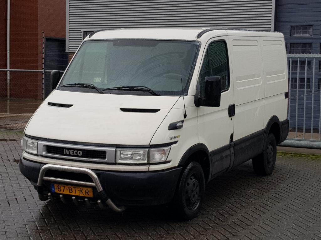 Iveco DAILY 29 L 10V 300 L1H1