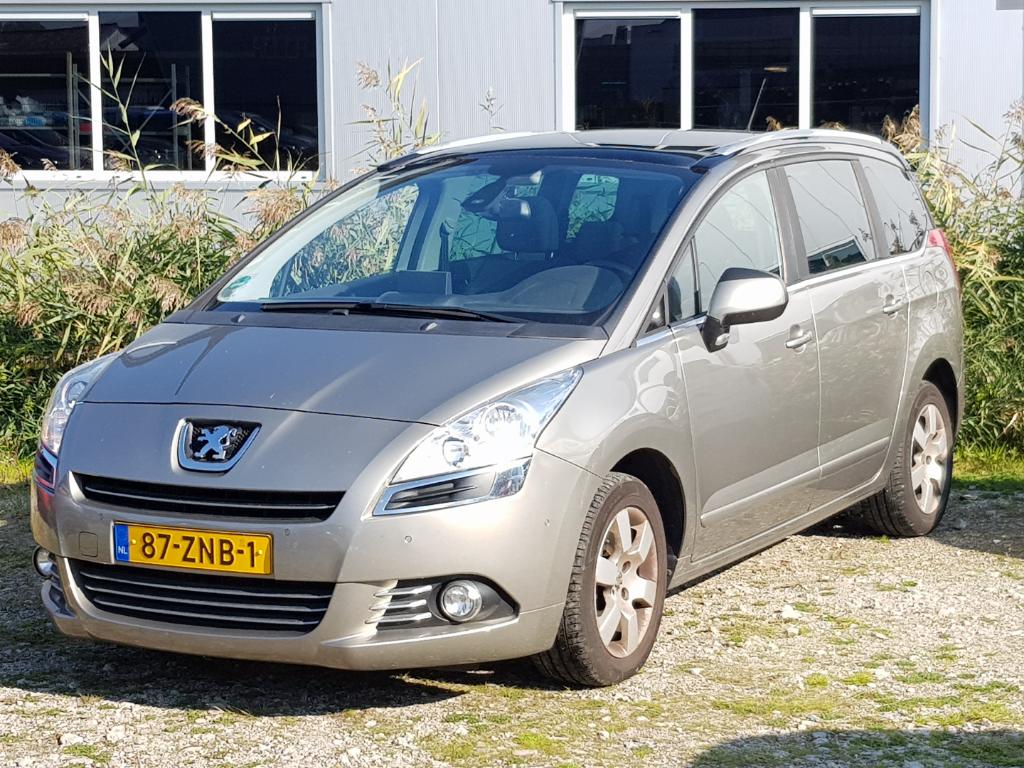 Peugeot 5008 1.6 THP Style 7p.