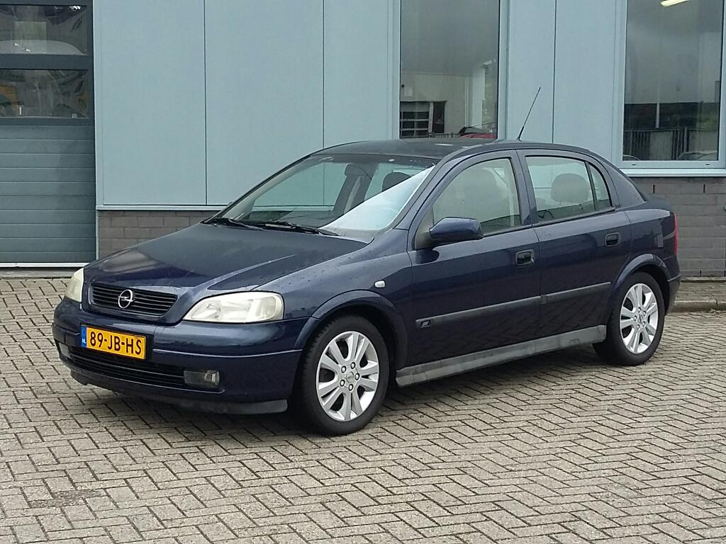 Opel ASTRA 1.8-16V Edition