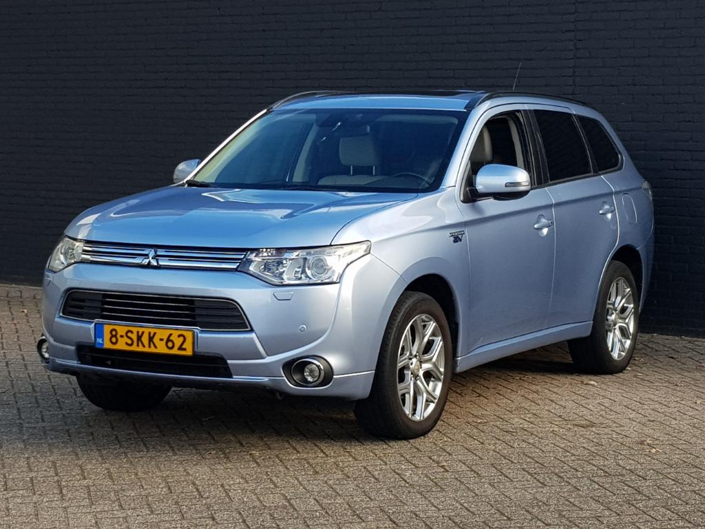 Mitsubishi OUTLANDER 2.0 PHEV Instyle+