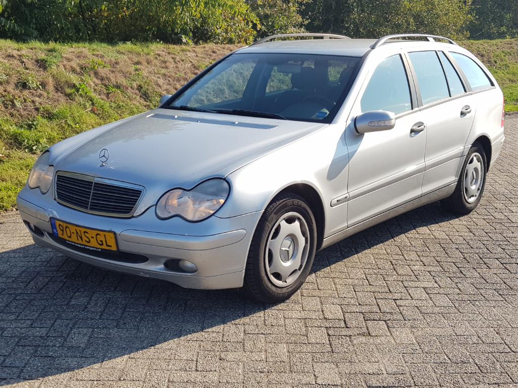 Mercedes-Benz C-KLASSE COMBI 180 K. Classic