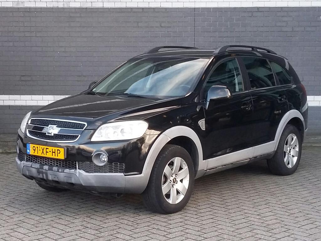 Chevrolet CAPTIVA 2.4i Class 7p